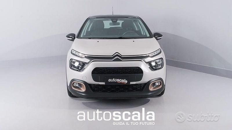 Usata Citroën C3 102 CV (75 kW) 2023 Beige / tetto nero Utilitaria