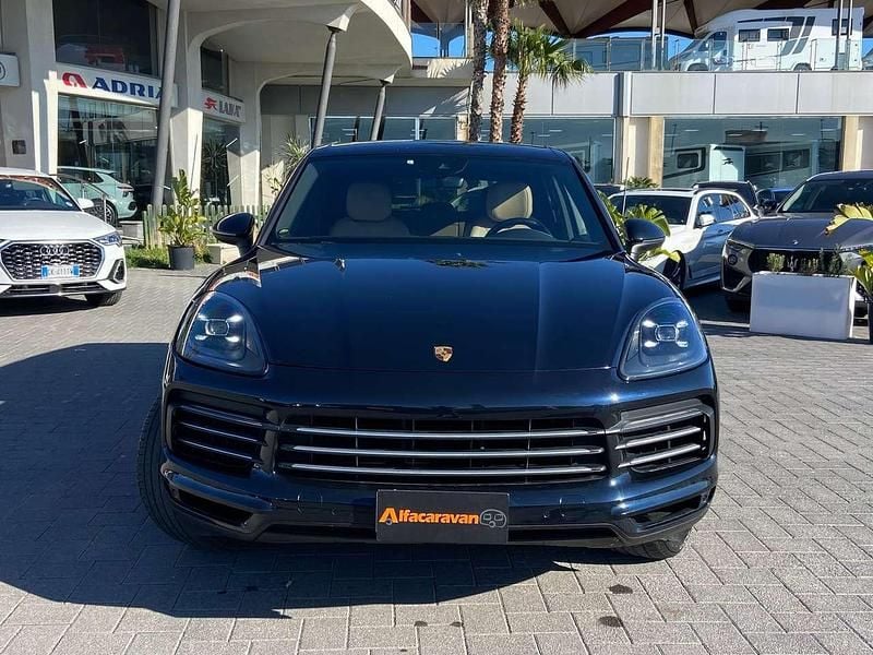 Usata Porsche Cayenne 340 CV (250 kW) 2019 Blu/azzurro SUV