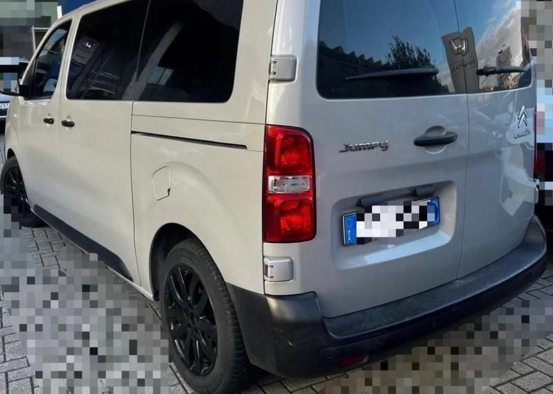 Usata Citroën Jumpy 176 CV (129 kW) 2016 Grigio Monovolume