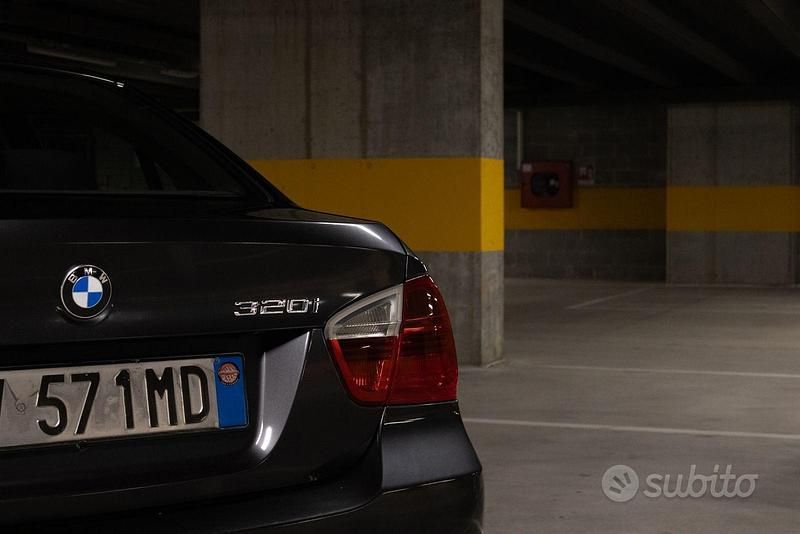 Usata BMW 320 Efficient Dynamics 2005 Berlina