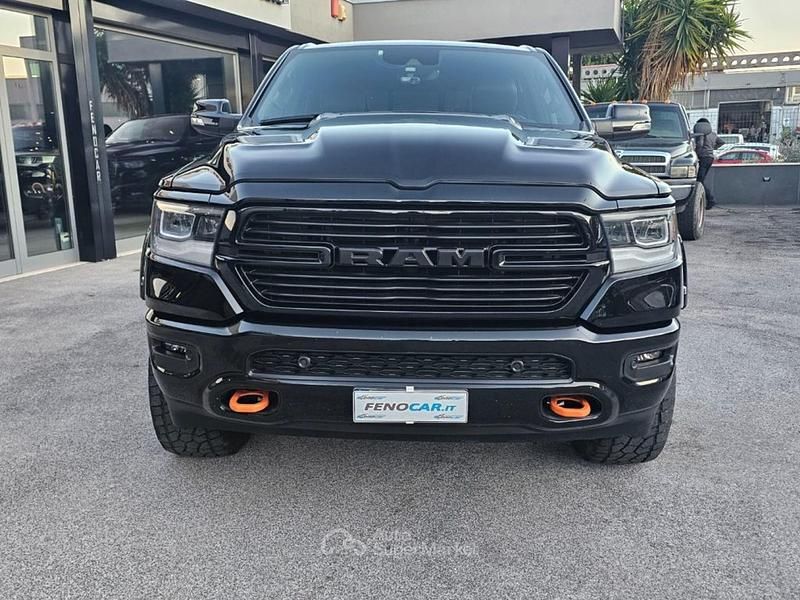 Usata RAM 1500 401 CV (294 kW) 2023 Nero Pick-up