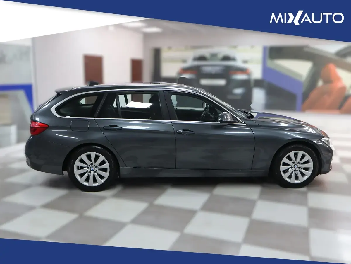 Usata BMW 318 Advantage 150 CV (110 kW) 2016 Grigio Station wagon