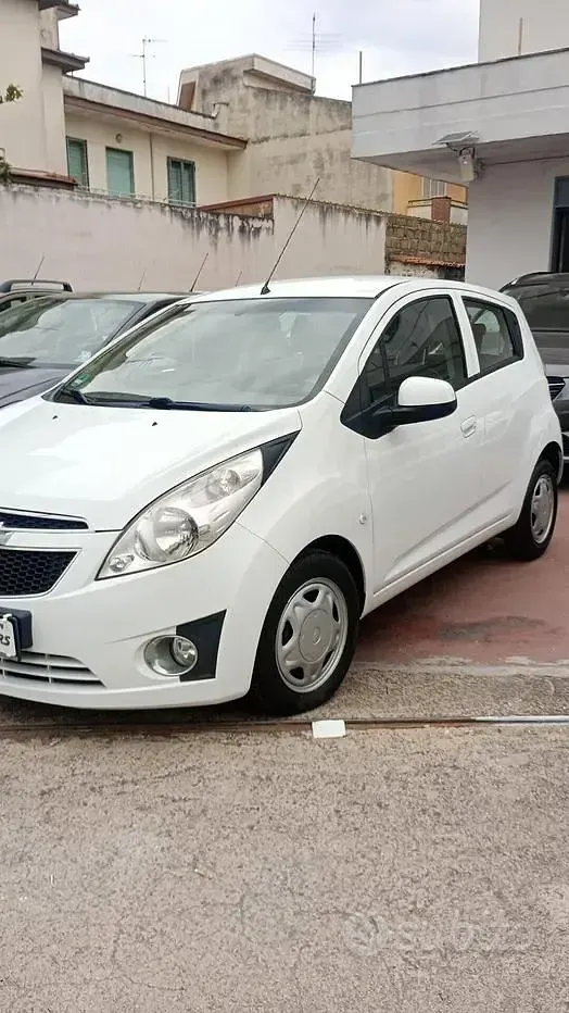 Usata Chevrolet Spark LS 68 CV (50 kW) 2012 Bianco Utilitaria