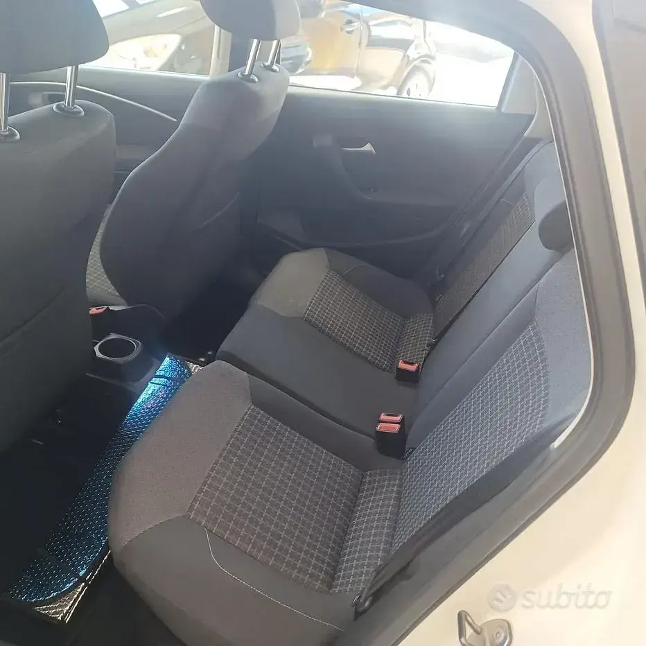 Usata VW Polo 75 CV (55 kW) 2015 Bianco Berlina