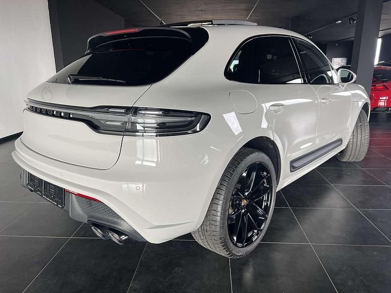 Usata Porsche Macan 265 CV (194 kW) 2022 Grigio gesso SUV