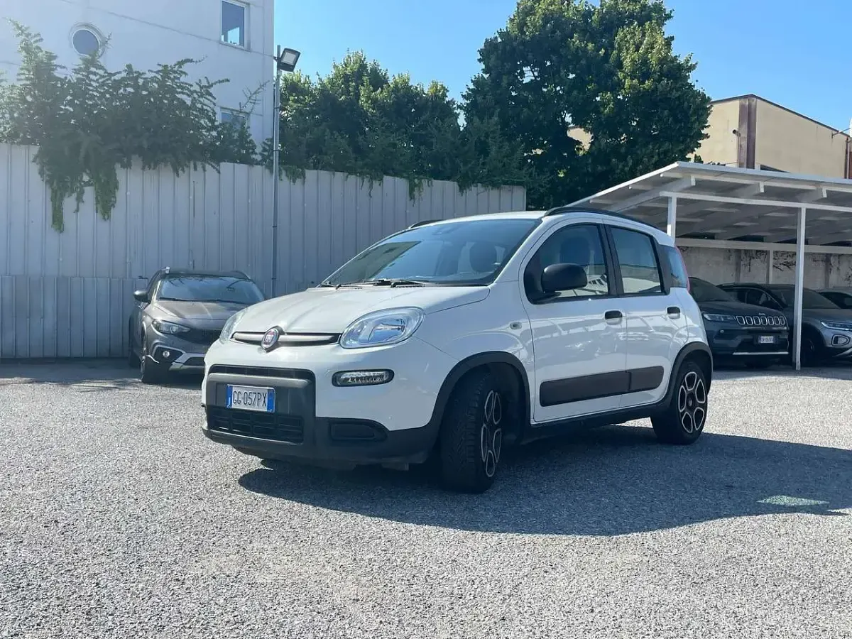 Usata Fiat Panda City Life 69 CV (50 kW) 2021 Bianco Utilitaria