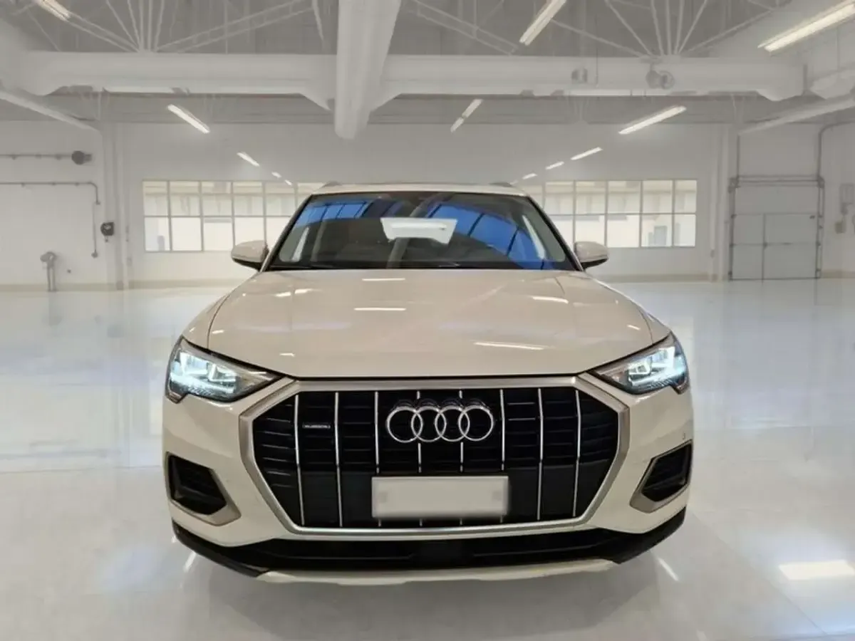 Usata Audi Q3 Advanced 150 CV (110 kW) 2020 Bianco SUV