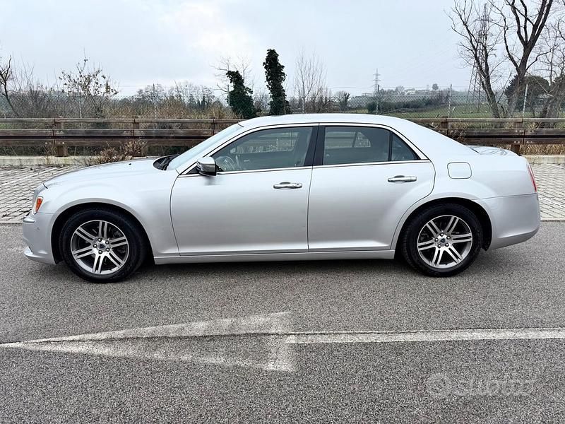 Brugt Lancia Thema 239 HK (175 kW) 2011 Grå Sedan
