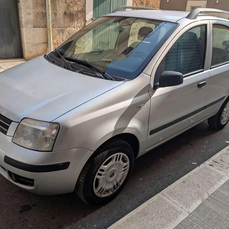 Usata Fiat Panda Dynamic 60 CV (44 kW) 2007 Argento Utilitaria