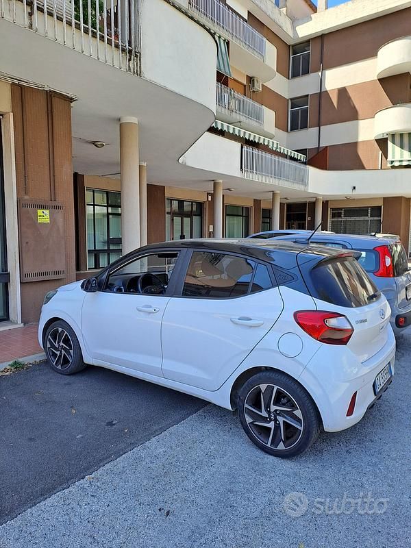 Usata Hyundai i10 Prime 67 CV (49 kW) 2020 Bianco Utilitaria