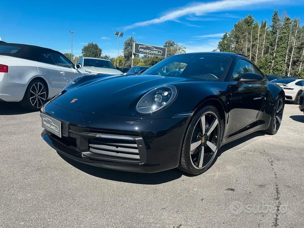 Usata Porsche 911 Carrera Chrono 385 CV (283 kW) 2022 Nero Coupé
