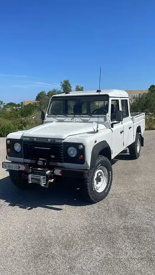 Usata Land Rover Defender 122 CV (89 kW) 2000 Bianco Cabrio