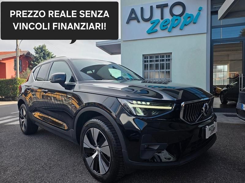 Usata Volvo XC40 129 CV (94 kW) 2022 Nero SUV