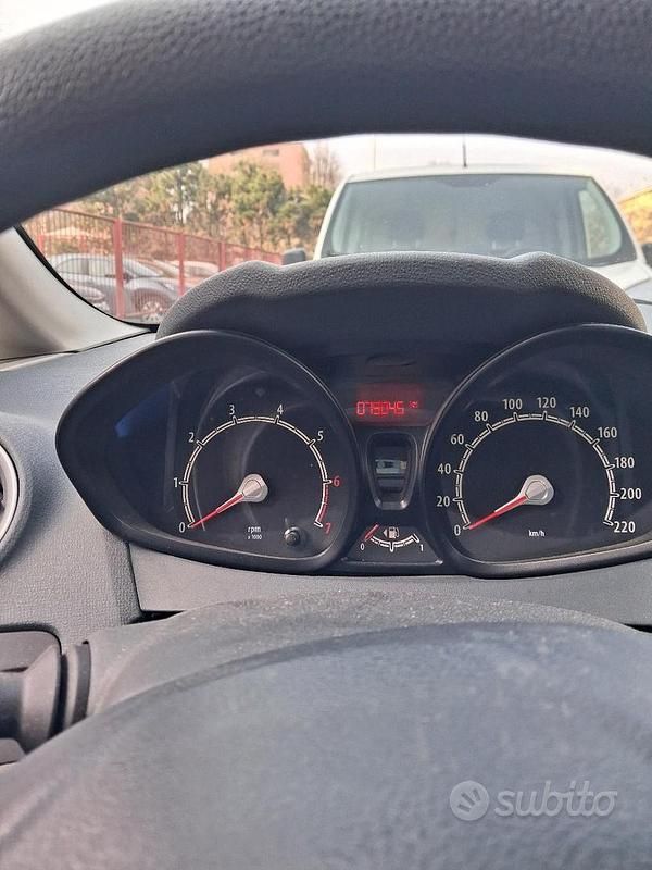 Usata Ford Fiesta 82 CV (60 kW) 2009 Utilitaria