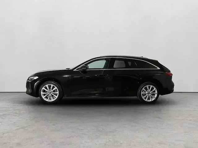 Usata Audi A5 Advanced 204 CV (150 kW) 2025 Nero mythos metallizzato Station wagon