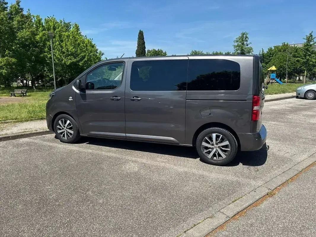 Usata Toyota Proace Luxury 177 CV (130 kW) 2020 Monovolume