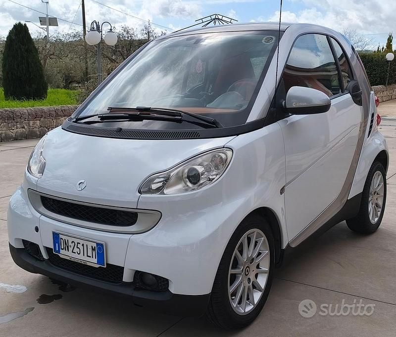 Usata Smart ForTwo Coupé Passion 71 CV (52 kW) 2008 Bianco Coupé