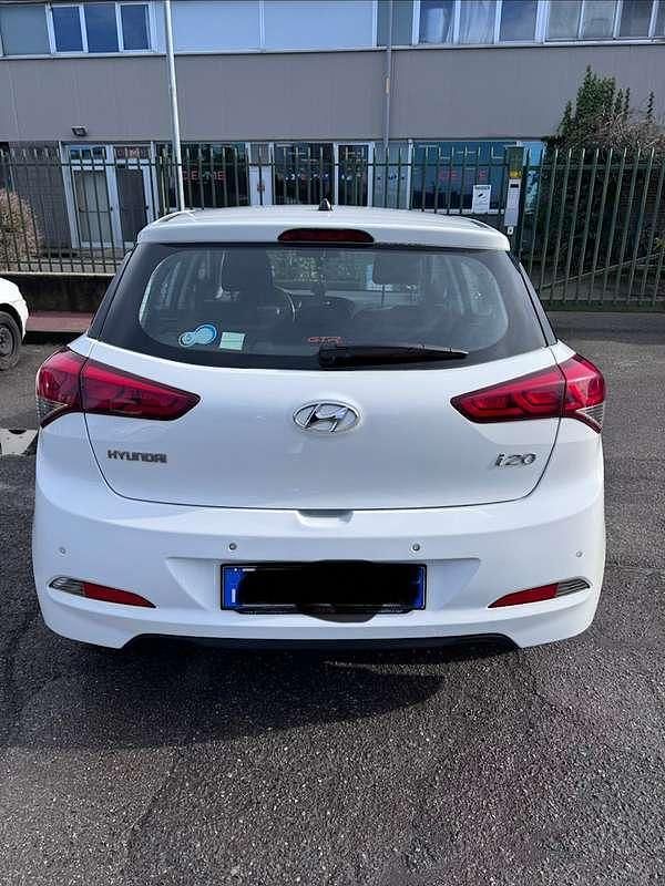 Usata Hyundai i20 Classic 75 CV (55 kW) 2017 Bianco Utilitaria