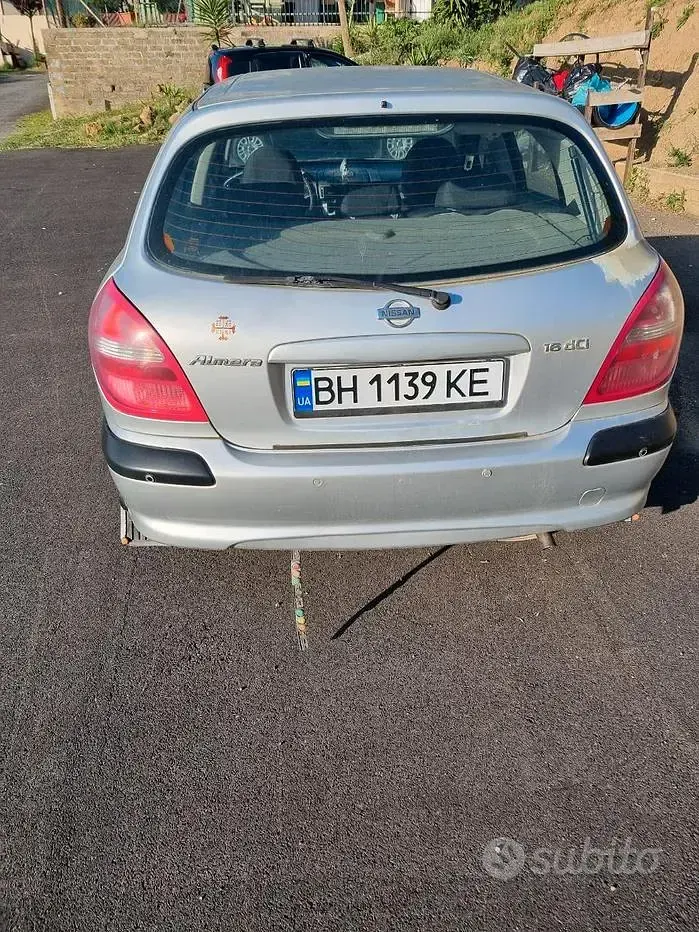 Usata Nissan Almera 114 CV (83 kW) 2002 Grigio Monovolume