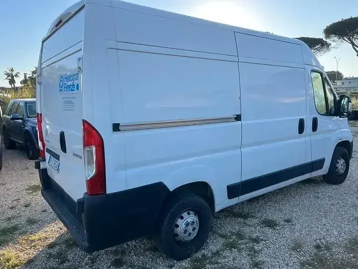 Usata Citroën Jumper 140 CV (102 kW) 2022 Bianco Monovolume