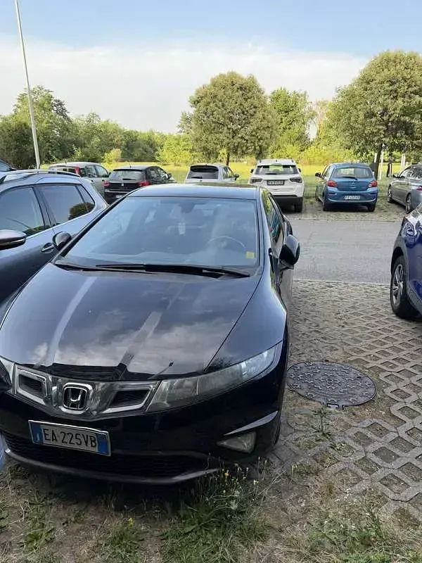 Usata Honda Civic Elegance 99 CV (72 kW) 2009 Berlina