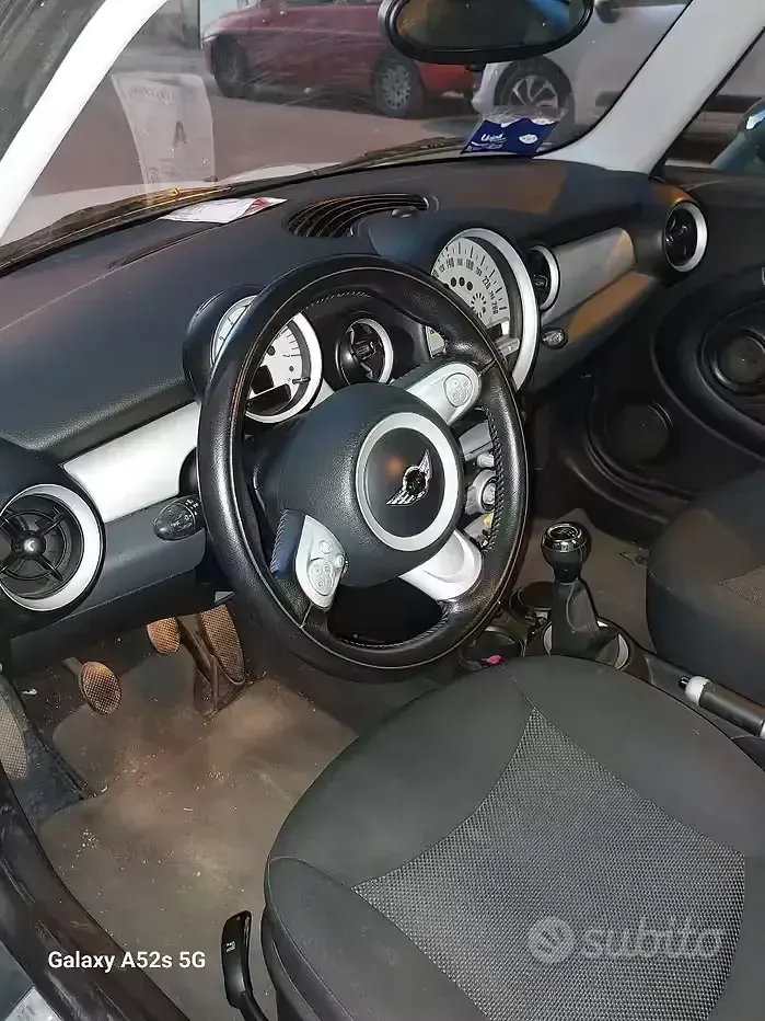 Usata Mini Cooper 109 CV (80 kW) 2008 Bianco Utilitaria