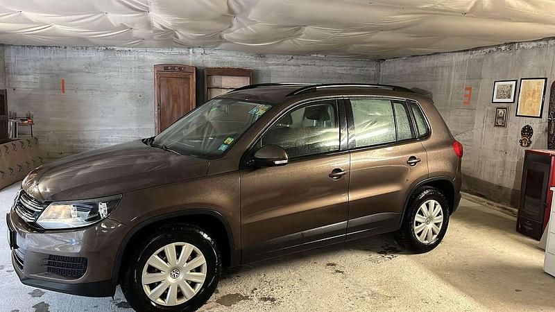 Usata VW Tiguan 140 CV (102 kW) 2013 Marrone SUV