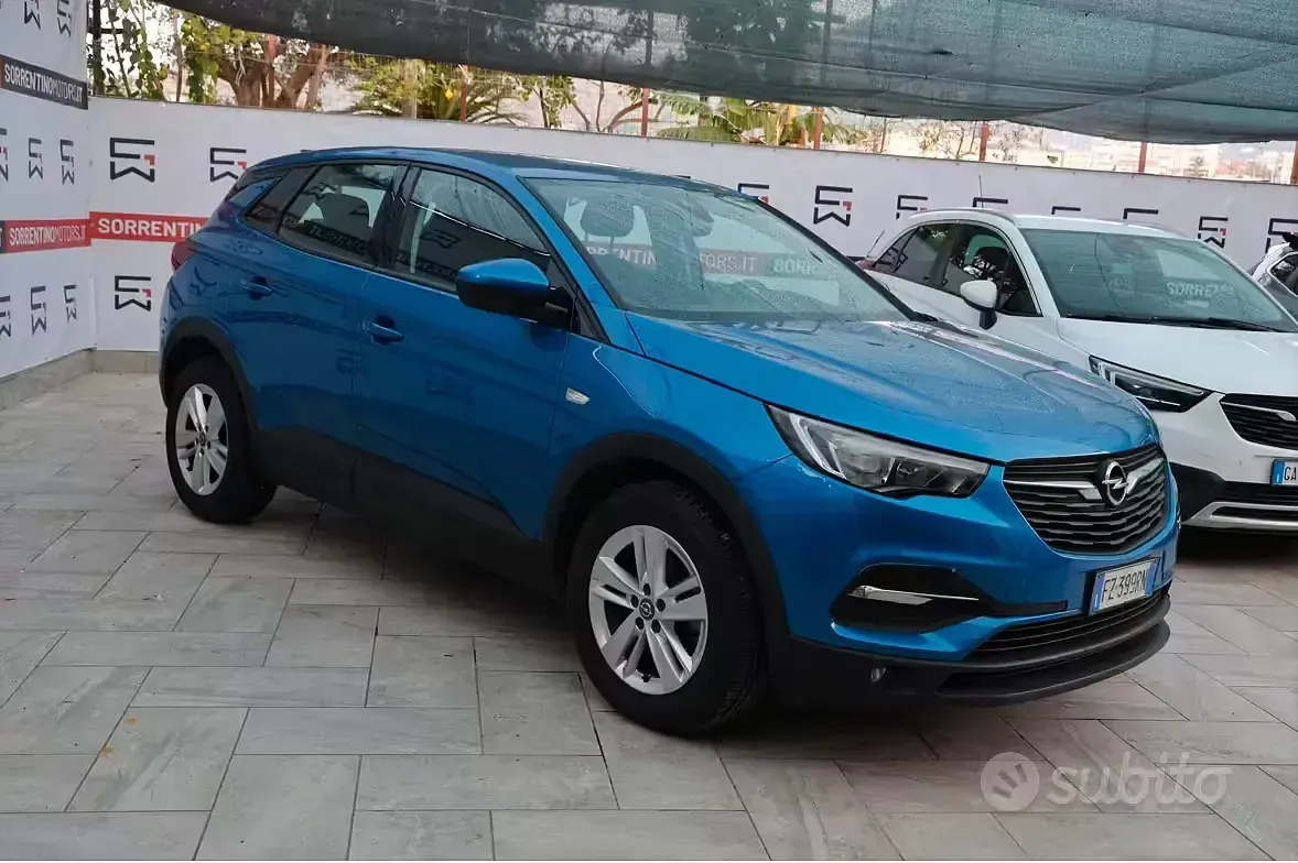 Usata Opel Grandland X 131 CV (96 kW) 2019 Bluazzurro SUV
