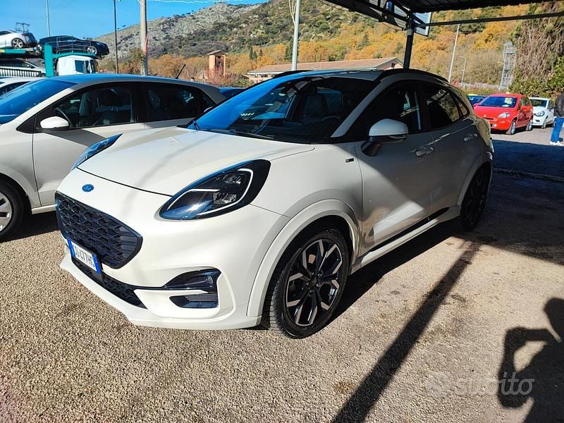 Grigio Usata 2020 Ford Puma ST-Line X SUV | 16.500 € (Buon prezzo) - Immagine 1/4
