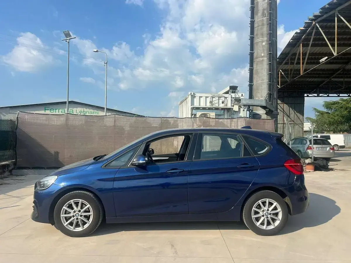 Usata BMW 216 Active Tourer Advantage 116 CV (85 kW) 2021 Blu/azzurro Monovolume