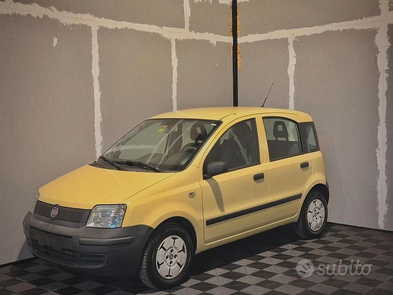 Usata Fiat Panda Active 55 CV (40 kW) 2009 Giallo Utilitaria