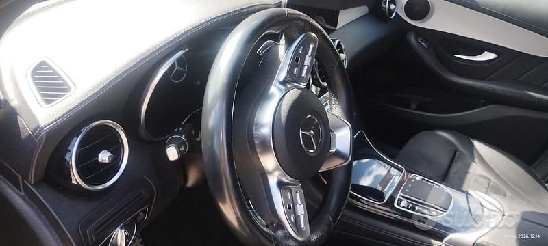 Usata Mercedes GLC300 AMG 245 CV (180 kW) 2020 Nero Coupé