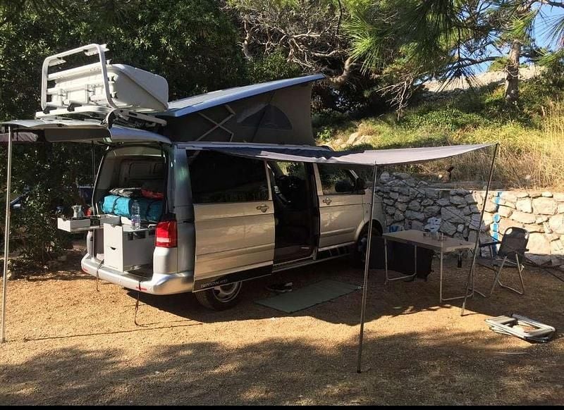 Occasion VW California Beach 140 PK (102 kW) 2011 Zilver Van