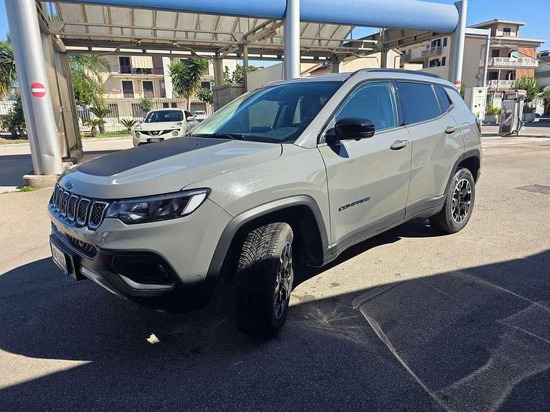 Usata Jeep Compass 179 CV (131 kW) 2023 Verde SUV
