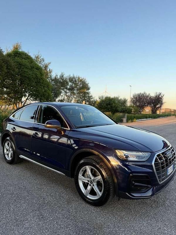 Usata Audi Q5 Sportback Ambiente 204 CV (150 kW) 2021 Blu/azzurro SUV