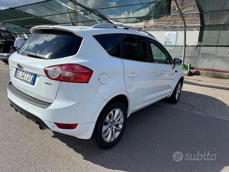 Usata Ford Kuga 163 CV (119 kW) 2010 Bianco SUV