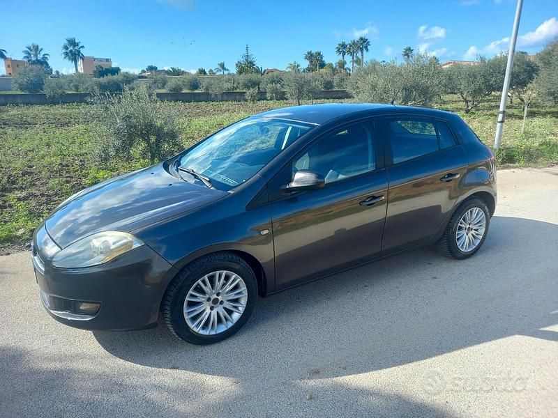 Usata Fiat Bravo Active 120 CV (88 kW) 2008 Grigio Utilitaria