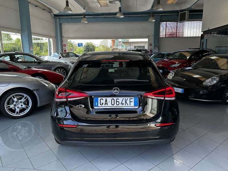Usata Mercedes A160 Executive 95 CV (69 kW) 2020 Nero Utilitaria