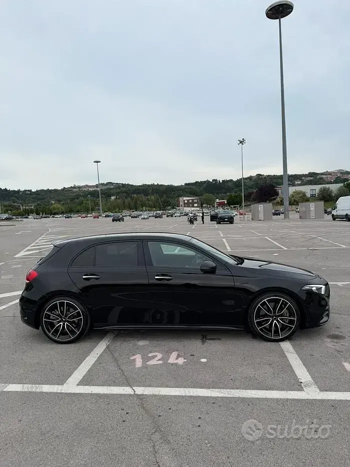 Usata Mercedes A35 AMG 306 CV (225 kW) 2021 Nero Berlina