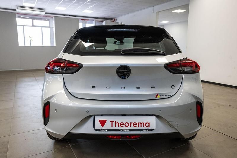 Usata Opel Corsa 136 CV (100 kW) 2023 Argento Berlina