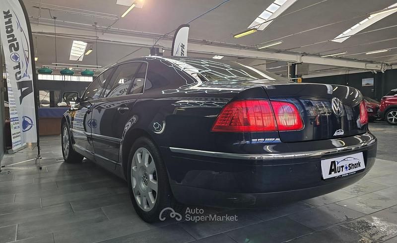 Usado VW Phaeton 313 CV (230 kW) 2007 Azul Berlina