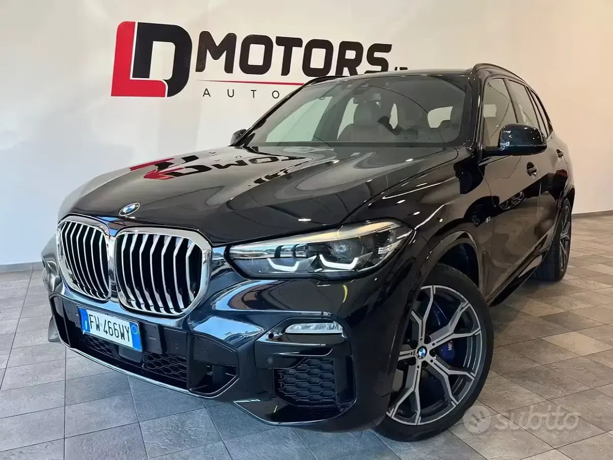Usata BMW X5 M Sport 265 CV (194 kW) 2019 Blu/azzurro SUV
