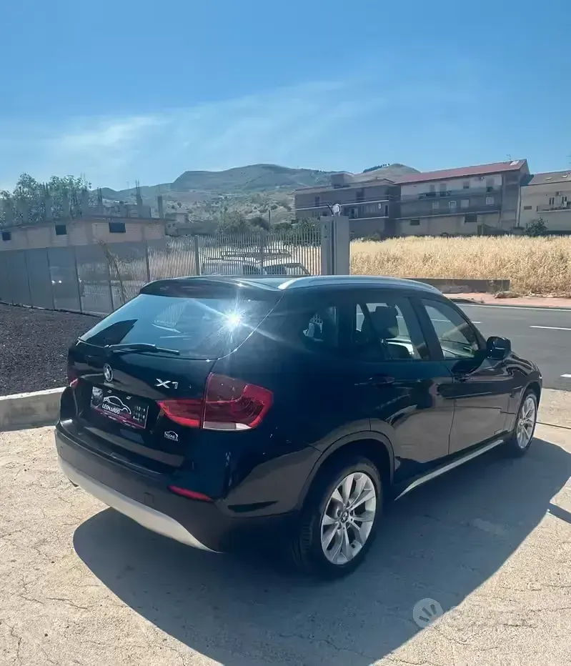 Usata BMW X1 143 CV (105 kW) 2012 Nero SUV