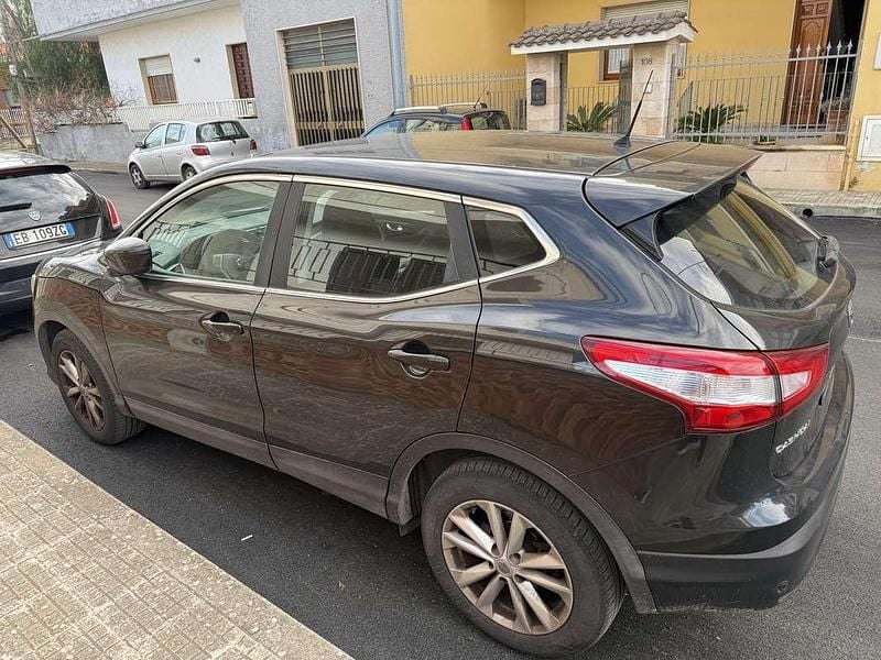 Usata Nissan Qashqai Tekna 110 CV (80 kW) 2015 SUV