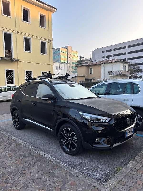 Usata MG ZS Luxury 106 CV (77 kW) 2023 SUV