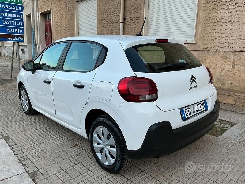 Usata Citroën C3 Feel 101 CV (74 kW) 2020 Bianco Furgone