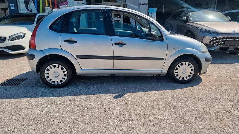 Usata Citroën C3 Elegance 68 CV (50 kW) 2005 Argento Berlina