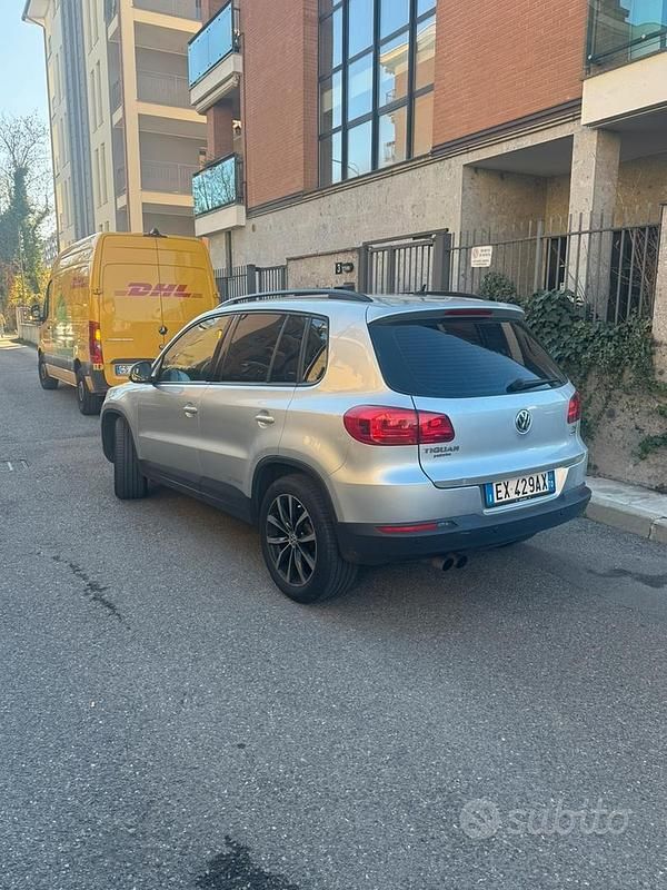 Usata VW Tiguan Trendline 122 CV (89 kW) 2014 Grigio SUV