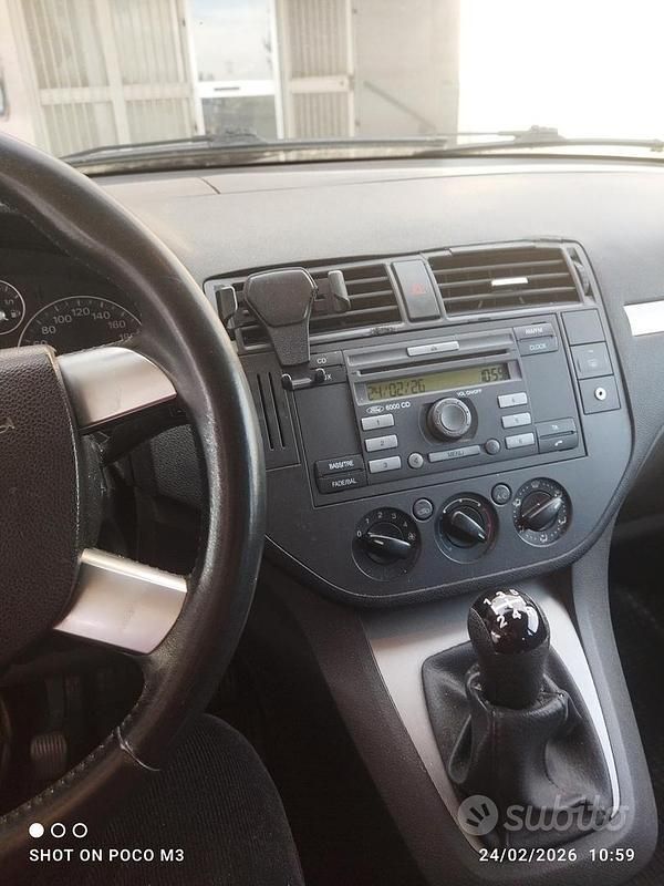 Begagnad Ford C-MAX 109 HK (80 kW) 2005 Grå Minibuss