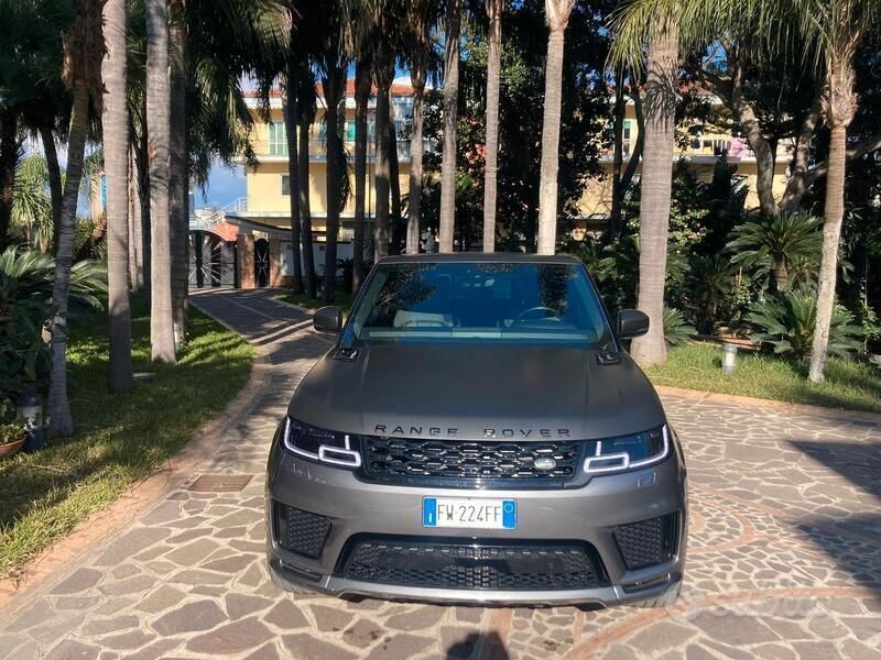 Usata 2019 Land Rover Range Rover Sport HSE SUV | 41.500 € (Cara) - Immagine 1/4